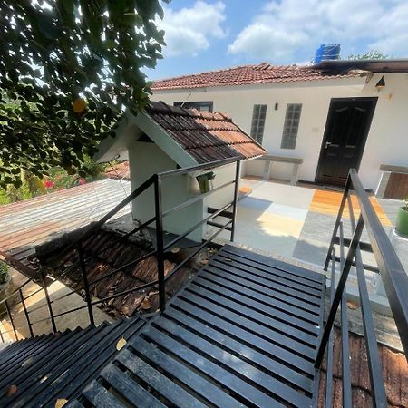 Tjmaryland Villa Pinangode Esterno foto