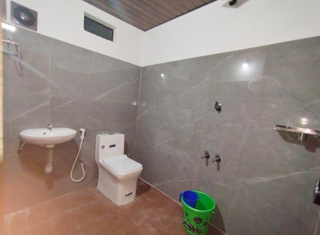 Tjmaryland Villa Pinangode Esterno foto